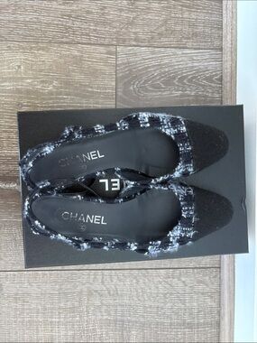 Chanel slingbacks